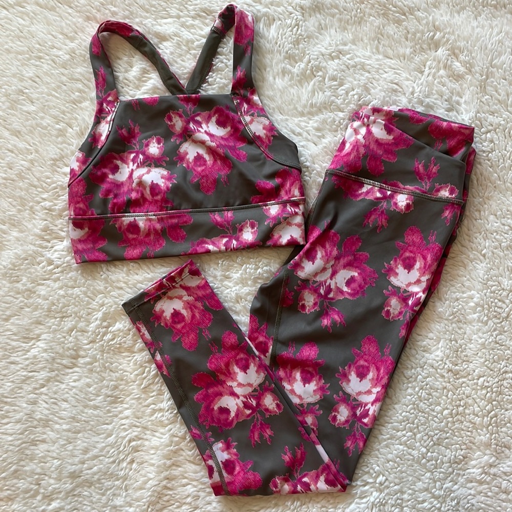 NWOT FP MOVEMENT Leggings + Sports Bra Set, Dusty Military Pink Floral Combo, S